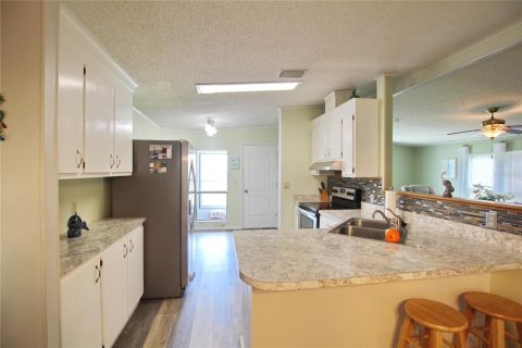 Condo in Okeechobee, Florida, 2 bedrooms  № 1259737 - photo 15