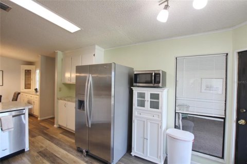 Condo in Okeechobee, Florida, 2 bedrooms  № 1259737 - photo 13