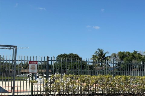 Casa en venta en Miramar, Florida, 2 dormitorios, 84.73 m2 № 1304696 - foto 20