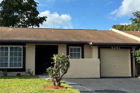 Casa en venta en Miramar, Florida, 2 dormitorios, 84.73 m2 № 1304696 - foto 2