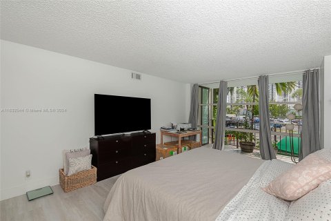 Condominio en venta en Hallandale Beach, Florida, 1 dormitorio, 99.87 m2 № 1304728 - foto 22