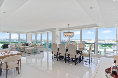 Condominio en venta en Fort Lauderdale, Florida, 2 dormitorios, 174.56 m2 № 1304724 - foto 11