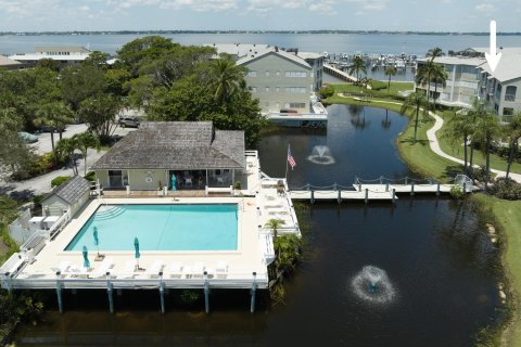 Copropriété à vendre à Stuart, Floride: 2 chambres, 117.89 m2 № 585980 - photo 2