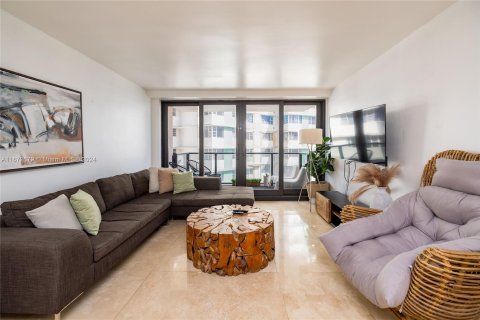 Copropriété à vendre à Miami Beach, Floride: 2 chambres, 89.19 m2 № 1396979 - photo 22