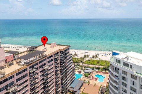 Copropriété à vendre à Miami Beach, Floride: 2 chambres, 89.19 m2 № 1396979 - photo 1