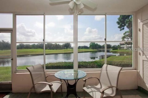 Copropriété à louer à Sarasota, Floride: 1 chambre, 66.61 m2 № 213064 - photo 1