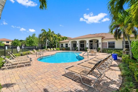 Adosado en venta en West Palm Beach, Florida, 3 dormitorios, 211.63 m2 № 1132901 - foto 3