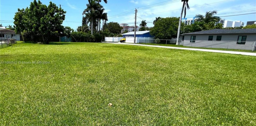 Terreno en Dania Beach, Florida № 1365745