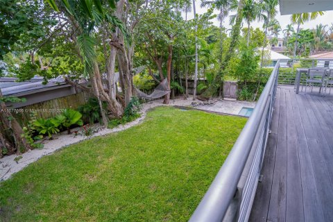 Casa en venta en Key Biscayne, Florida, 5 dormitorios, 194.17 m2 № 1402994 - foto 7