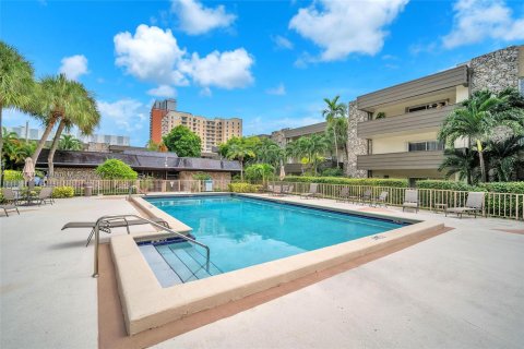 Condominio en venta en Miami, Florida, 2 dormitorios, 95.97 m2 № 1399064 - foto 22