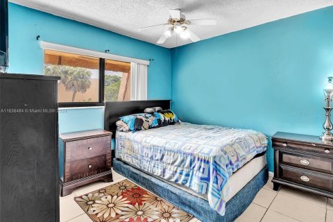 Copropriété à vendre à Tamarac, Floride: 3 chambres, 173.26 m2 № 1310781 - photo 30