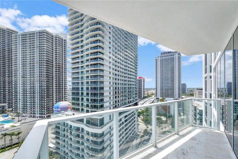 Condo in Hollywood, Florida, 4 bedrooms  № 1310858 - photo 23