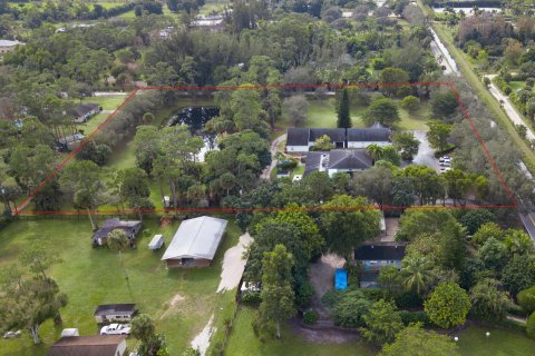 Commercial property in Loxahatchee Groves, Florida № 932372 - photo 2