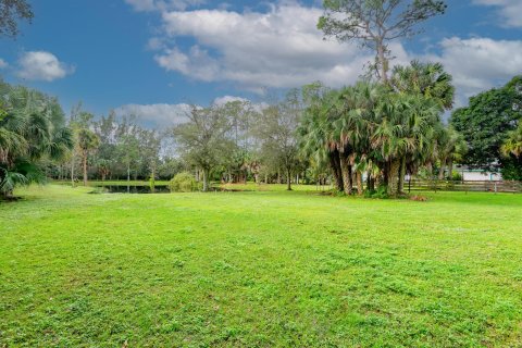 Immobilier commercial à vendre à Loxahatchee Groves, Floride № 932372 - photo 12