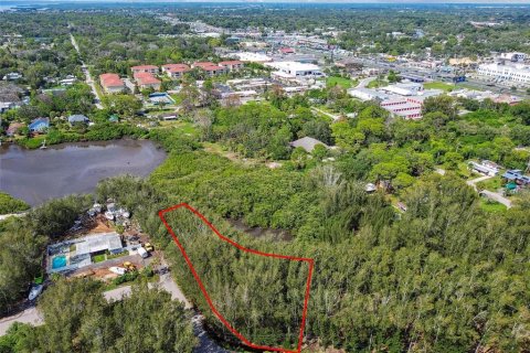 Terreno en venta en New Port Richey, Florida № 1321790 - foto 1