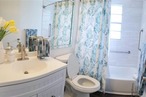 Condo in Boca Raton, Florida, 2 bedrooms  № 1327886 - photo 5