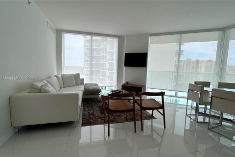 Condo in Sunny Isles Beach, Florida, 3 bedrooms  № 1328000 - photo 24