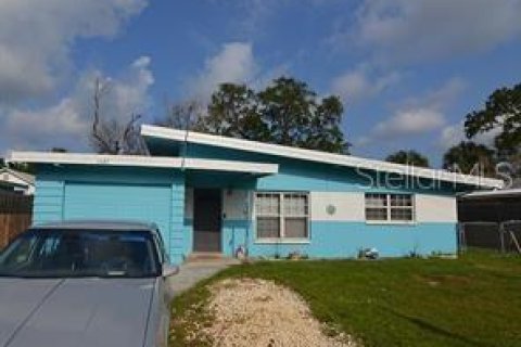 House in New Port Richey, Florida 2 bedrooms, 77.29 sq.m. № 1368315 - photo 4