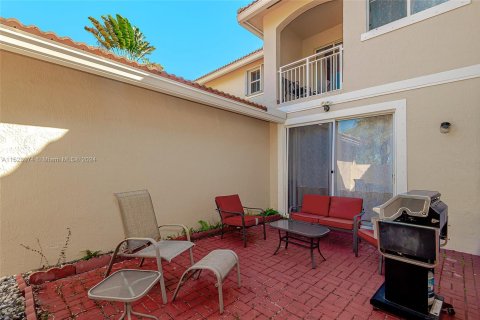 Townhouse in Hollywood, Florida 3 bedrooms, 162.39 sq.m. № 975990 - photo 18