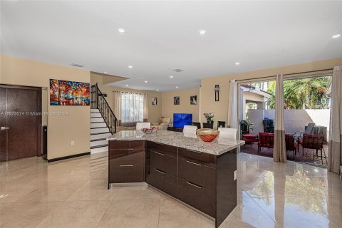 Townhouse in Hollywood, Florida 3 bedrooms, 162.39 sq.m. № 975990 - photo 9