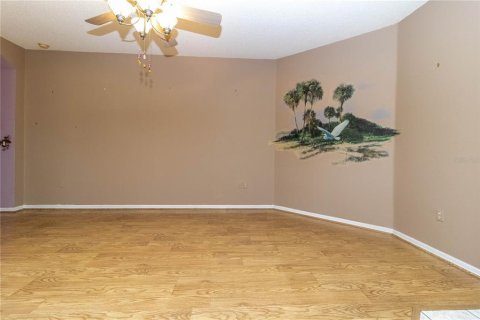 House in Holiday, Florida 2 bedrooms, 144.46 sq.m. № 1368628 - photo 7