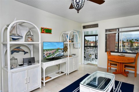 Condominio en venta en Punta Gorda, Florida, 1 dormitorio, 55.09 m2 № 926256 - foto 8