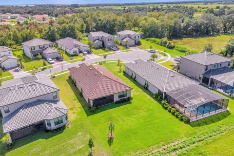 Villa ou maison à vendre à Kissimmee, Floride: 4 chambres, 224.82 m2 № 1363553 - photo 23