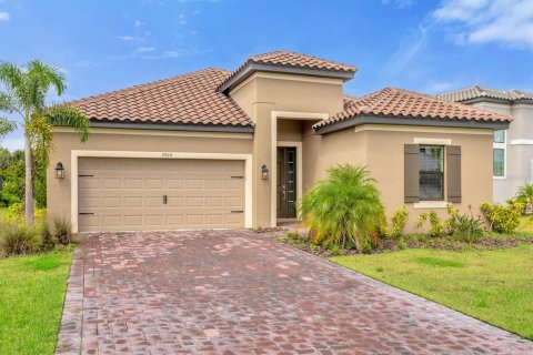 Villa ou maison à vendre à Kissimmee, Floride: 4 chambres, 224.82 m2 № 1363553 - photo 1