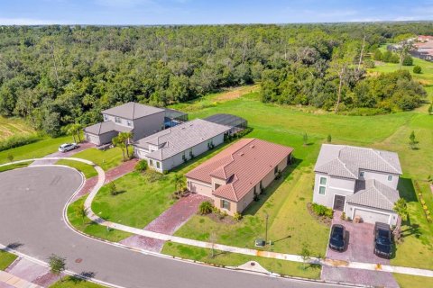 Villa ou maison à vendre à Kissimmee, Floride: 4 chambres, 224.82 m2 № 1363553 - photo 24