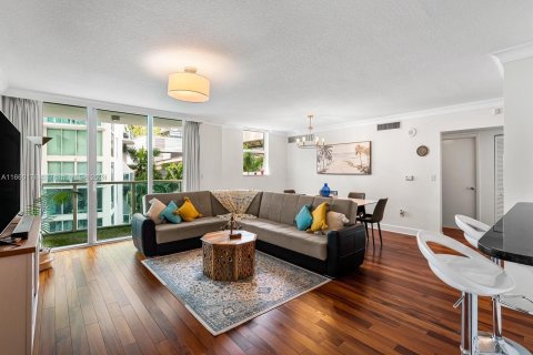 Copropriété à louer à Miami, Floride: 2 chambres, 103.77 m2 № 1365687 - photo 1