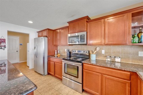 Casa en venta en Orlando, Florida, 4 dormitorios, 218.88 m2 № 753483 - foto 3