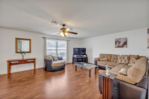 Casa en venta en Orlando, Florida, 4 dormitorios, 218.88 m2 № 753483 - foto 11