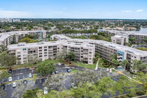 Condo in Pembroke Pines, Florida, 2 bedrooms  № 1316012 - photo 29