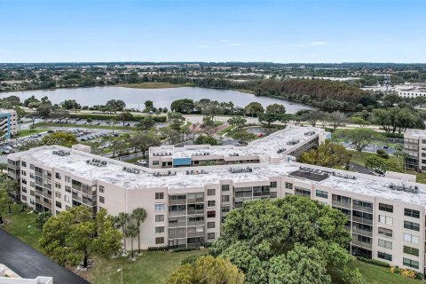 Condo in Pembroke Pines, Florida, 2 bedrooms  № 1316012 - photo 27