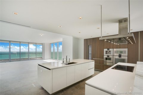 Condominio en venta en Sunny Isles Beach, Florida, 4 dormitorios, 416.67 m2 № 8535 - foto 6