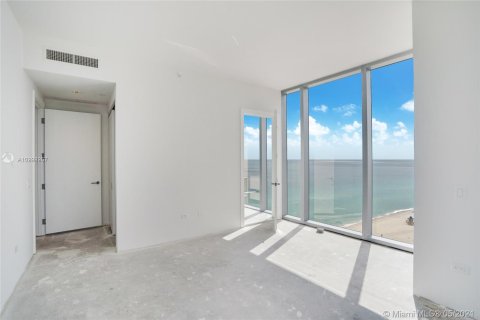 Condominio en venta en Sunny Isles Beach, Florida, 4 dormitorios, 416.67 m2 № 8535 - foto 19