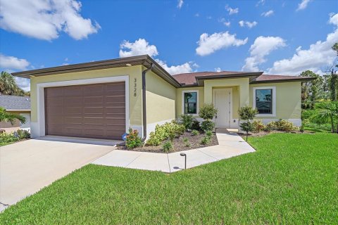 Villa ou maison à vendre à North Port, Floride: 3 chambres, 139.07 m2 № 1314458 - photo 1