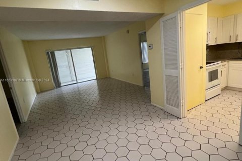 Copropriété à vendre à Lauderhill, Floride: 2 chambres, 90.3 m2 № 1372809 - photo 11