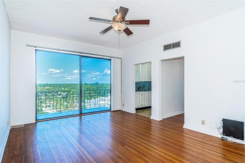 Condominio en venta en Tampa, Florida, 1 dormitorio, 56.86 m2 № 635225 - foto 3