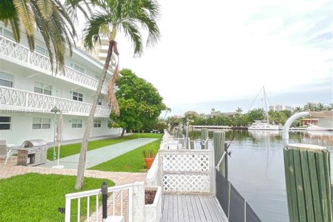 Condominio en venta en Hallandale Beach, Florida, 1 dormitorio, 60.39 m2 № 1233243 - foto 8