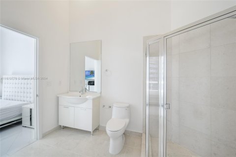 Condominio en venta en Miami, Florida, 2 dormitorios, 135.73 m2 № 1233242 - foto 18