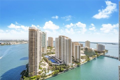 Copropriété à vendre à Miami, Floride: 2 chambres, 135.73 m2 № 1233242 - photo 2