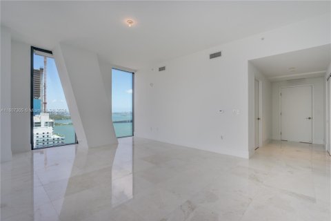 Condo in Miami, Florida, 3 bedrooms  № 1228376 - photo 16