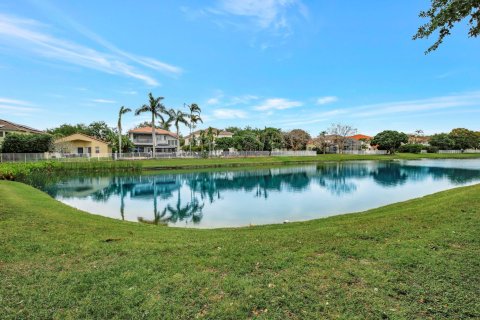 Casa en venta en Hollywood, Florida, 4 dormitorios, 233.37 m2 № 1100164 - foto 11