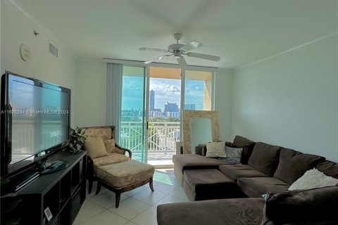 Condo in Miami, Florida, 2 bedrooms  № 1402709 - photo 6