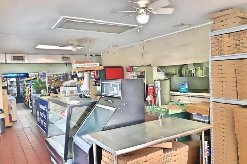 Shop in Clewiston, Florida № 1014460 - photo 6