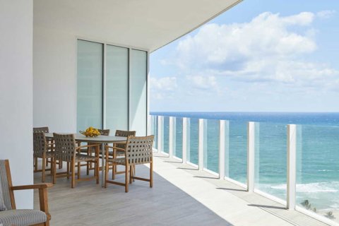 Apartment in FOUR SEASONS in Fort Lauderdale, Florida 2 bedrooms, 166 sq.m. № 60494 - photo 4