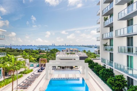 Condominio en venta en Miami, Florida, 1 dormitorio, 67.63 m2 № 1369060 - foto 30