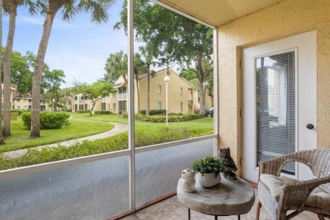 Copropriété à vendre à Coral Springs, Floride: 2 chambres, 96.99 m2 № 1330628 - photo 14