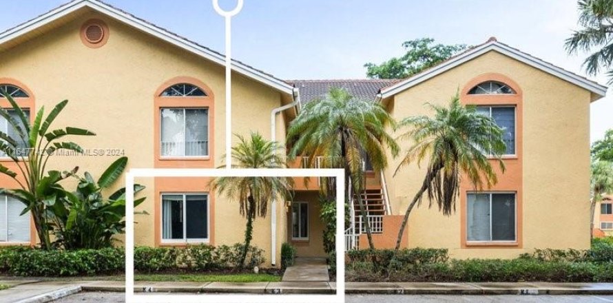 Condo in Coral Springs, Florida, 2 bedrooms  № 1330628